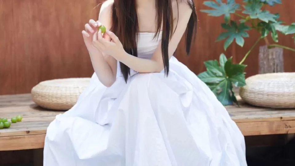 吃瓜投稿专题更新：每日必吃校园大赛｜高清视频在线观看｜叙事结构导读播放预览封面